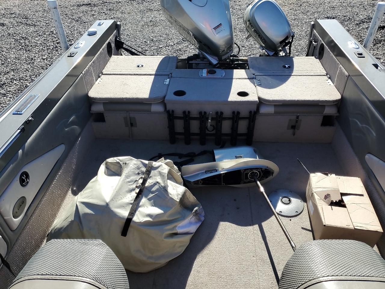 Lot #3270704859 2003 LUND BOAT W/TRL