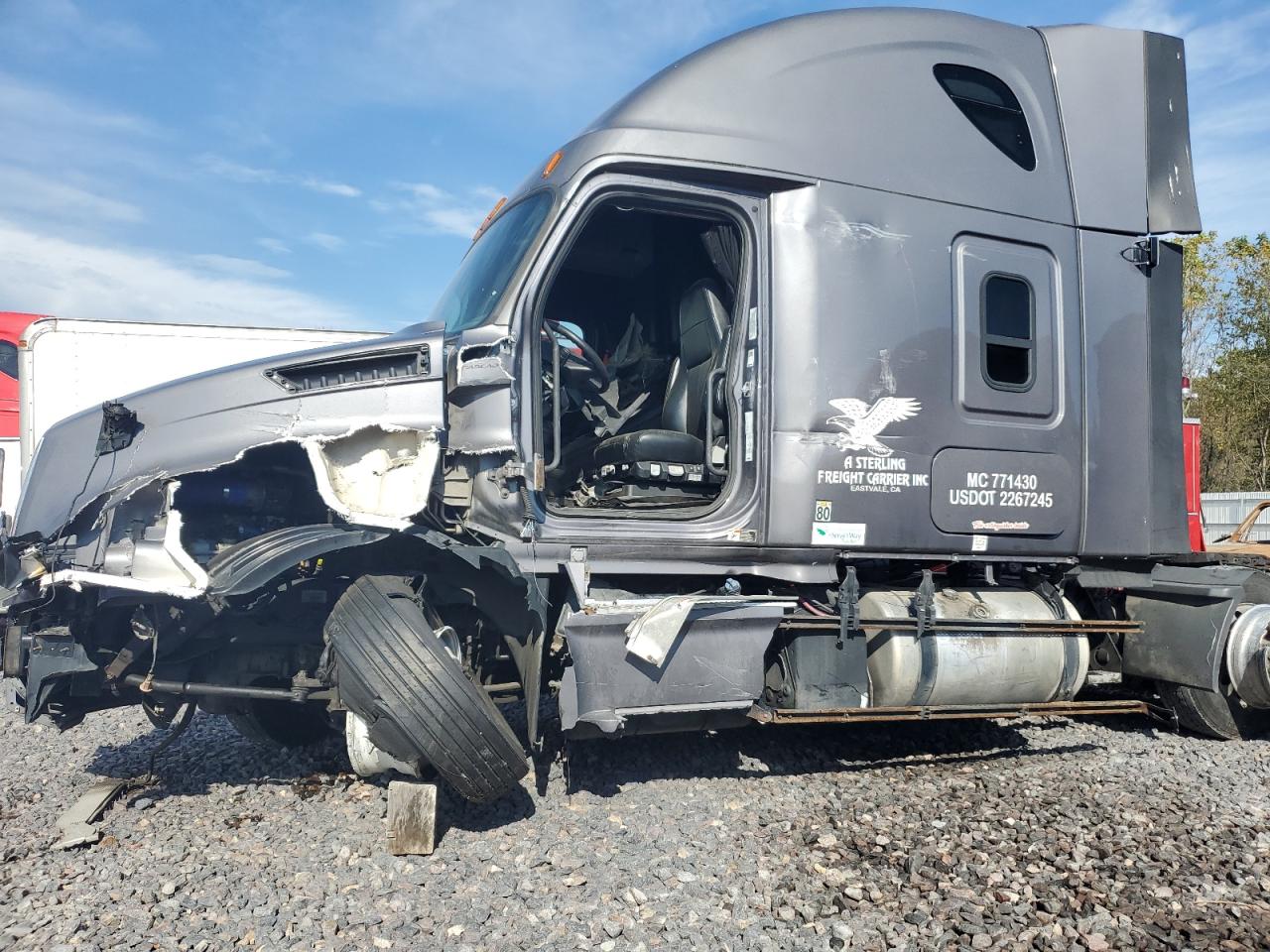 Lot #3302846929 2020 FREIGHTLINER CASCADIA 1