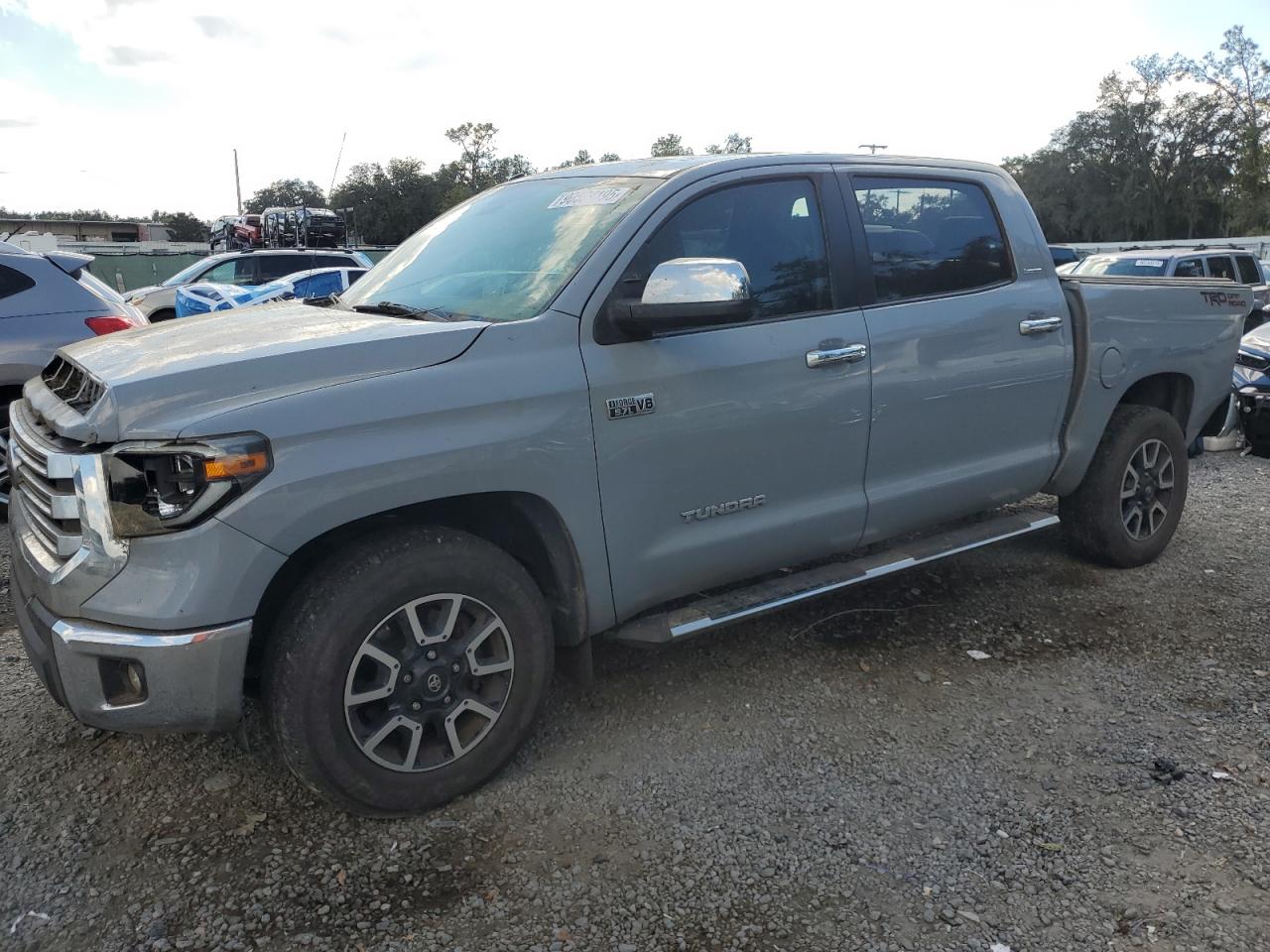 TOYOTA TUNDRA CREWMAX LIMITED