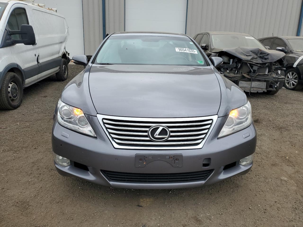 LEXUS LS 460