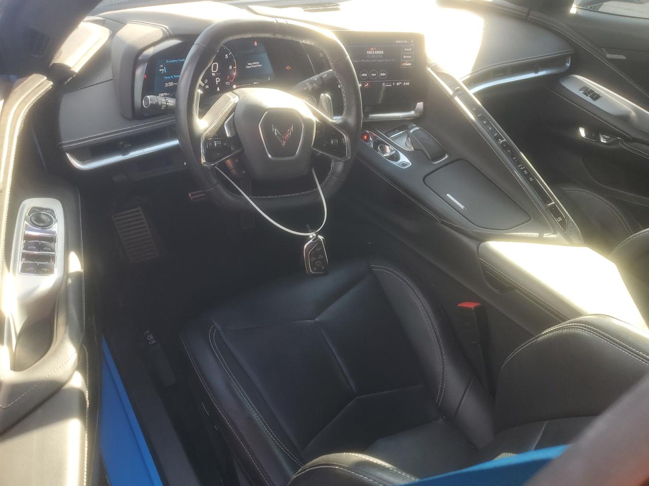 CHEVROLET CORVETTE STINGRAY 1LT