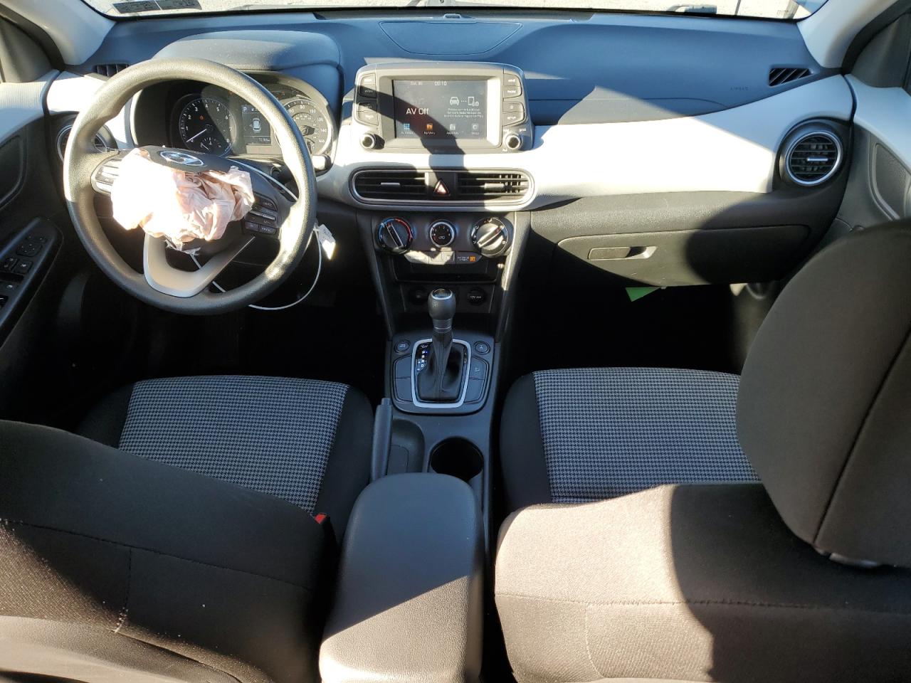 Lot #3301933422 2021 HYUNDAI KONA SE