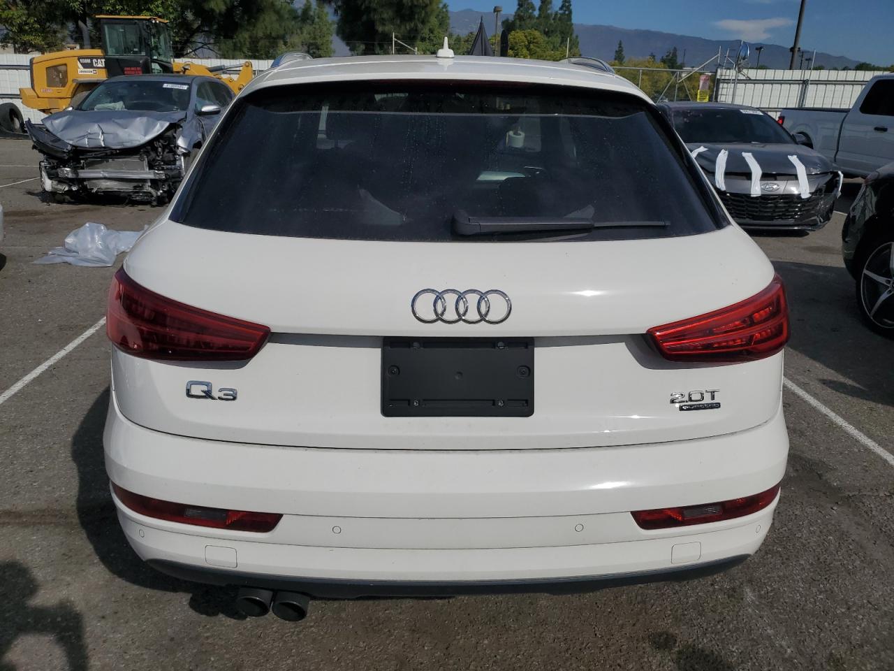 AUDI Q3 PREMIUM PLUS
