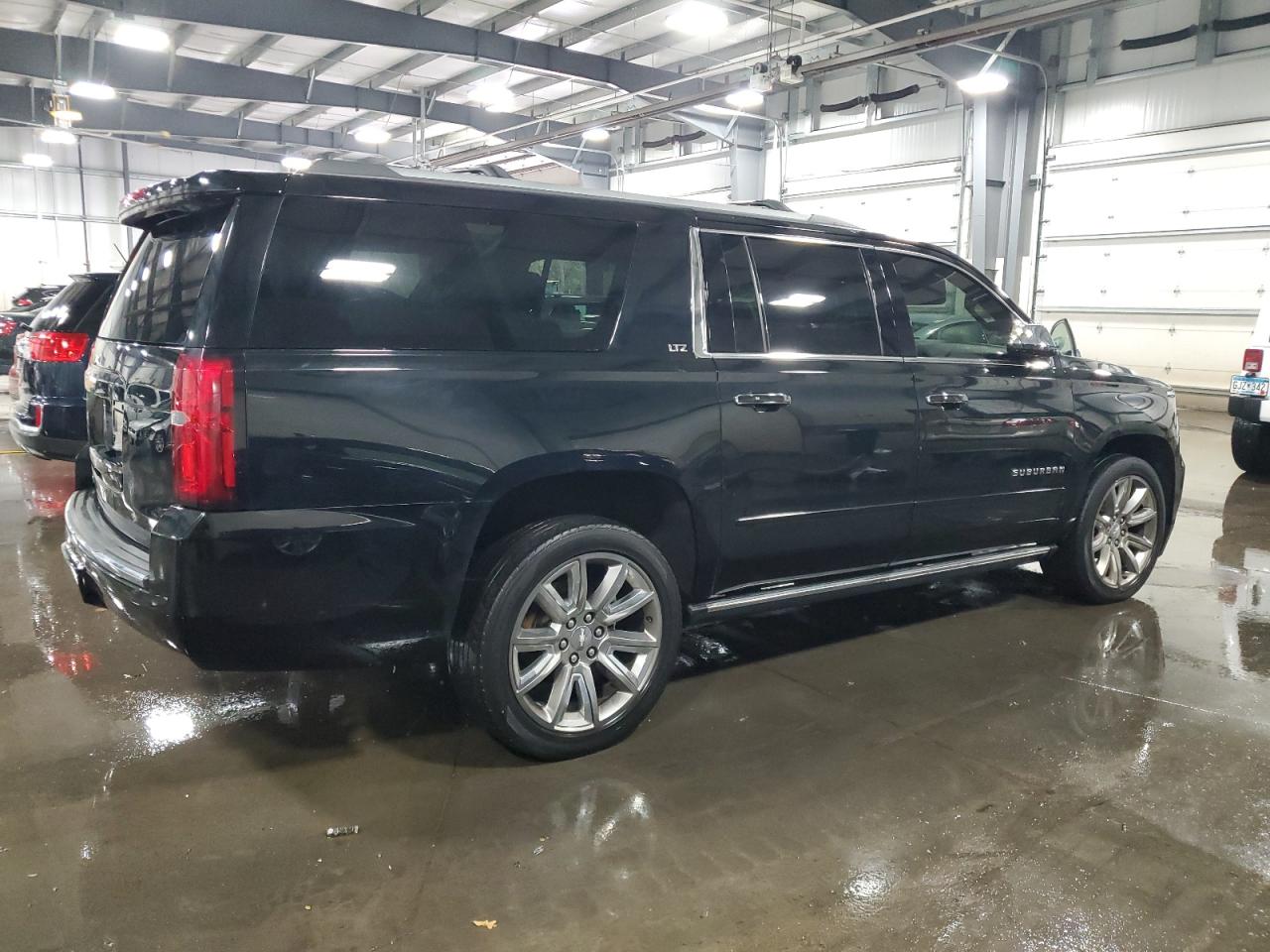 CHEVROLET SUBURBAN K1500 LTZ