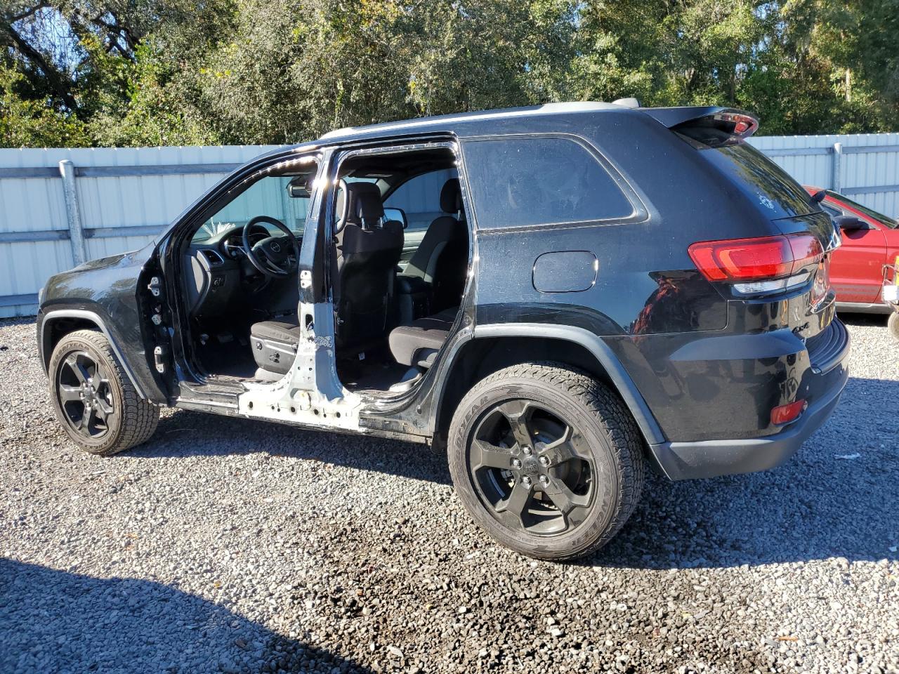 JEEP GRAND CHEROKEE LAREDO