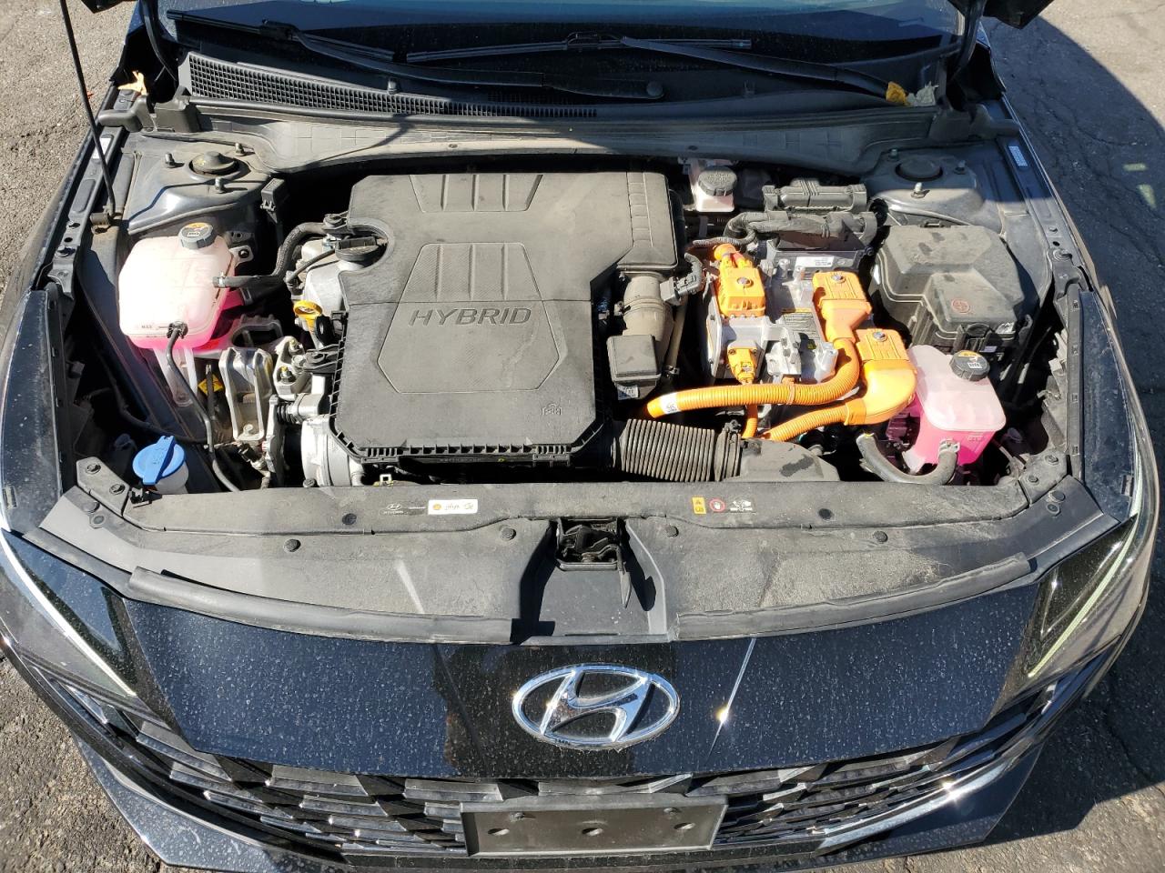 HYUNDAI ELANTRA LIMITED