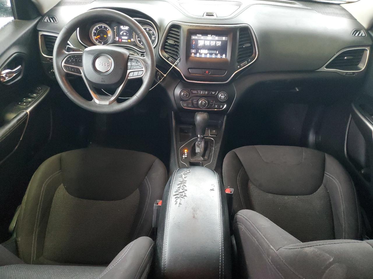 JEEP GRAND CHEROKEE LATITUDE