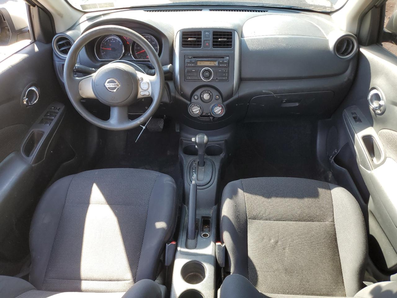 NISSAN VERSA S