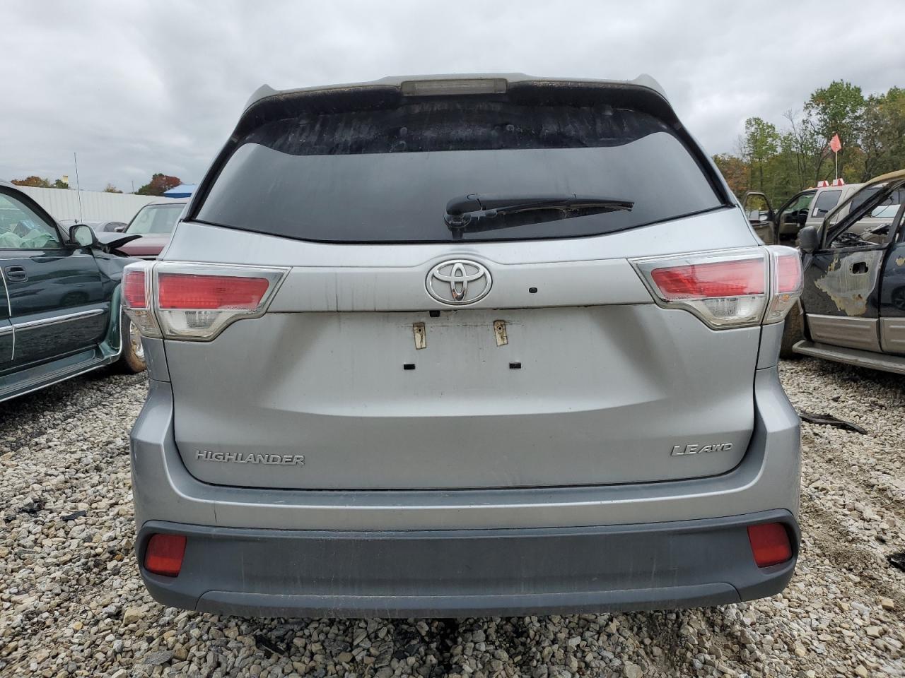 TOYOTA HIGHLANDER LE