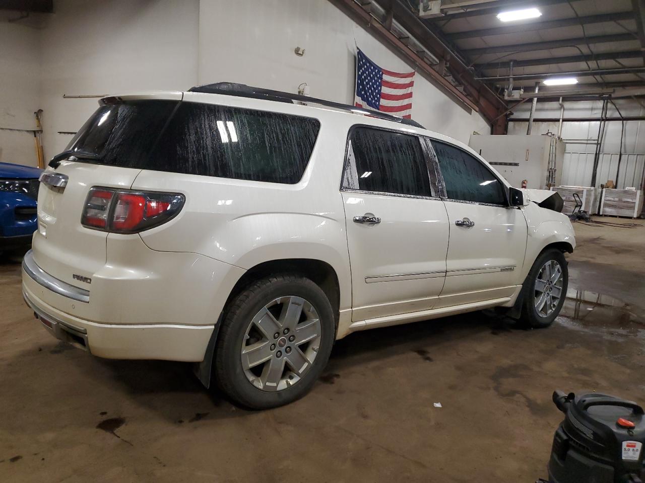 GMC ACADIA DENALI