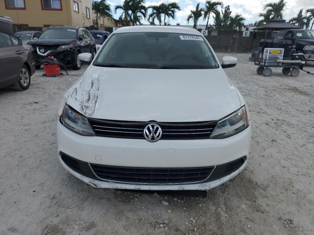 2013 VOLKSWAGEN JETTA SE - 3VWDP7AJ5DM375038