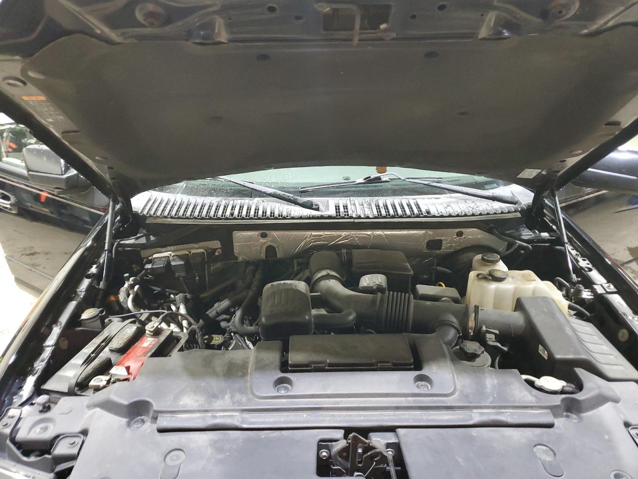 FORD EXPEDITION LIMITED