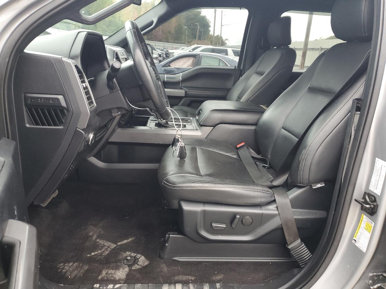 FORD F-150 SUPERCREW