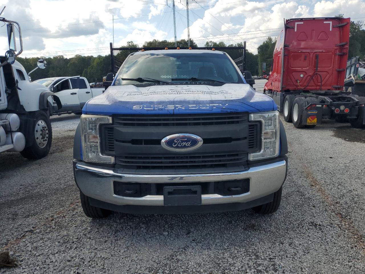 FORD F-550 SUPER DUTY