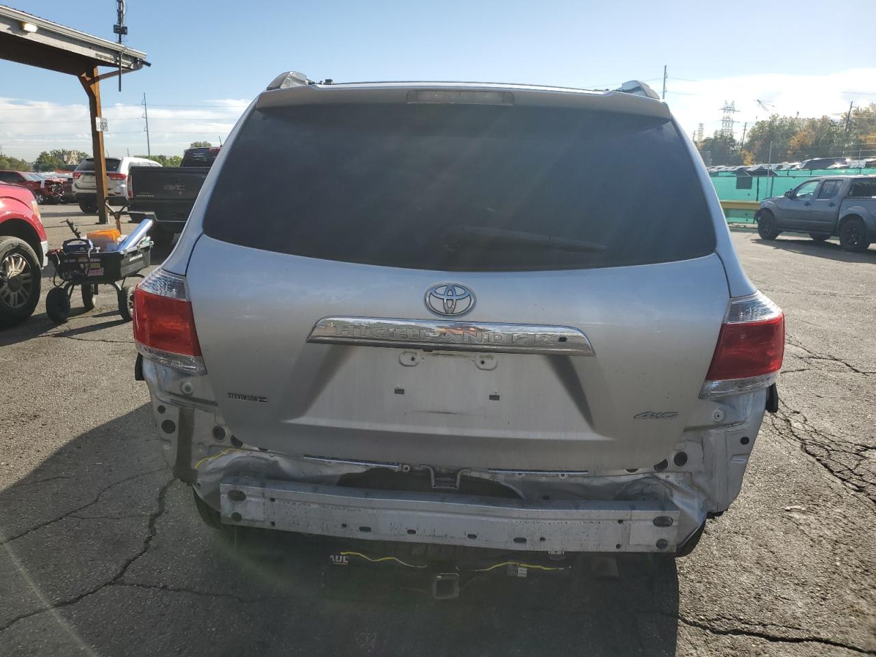 TOYOTA HIGHLANDER BASE