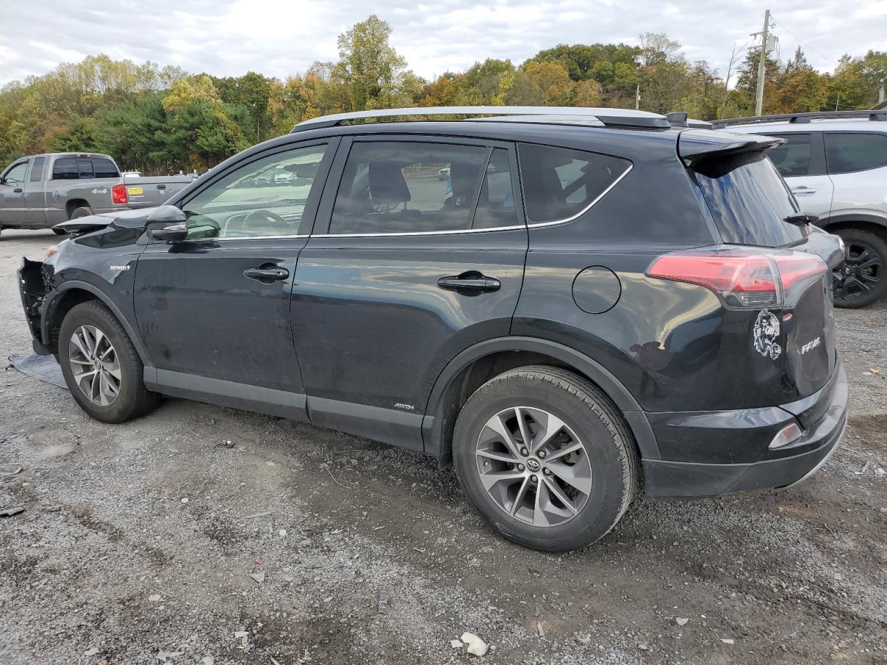 TOYOTA RAV4 LE