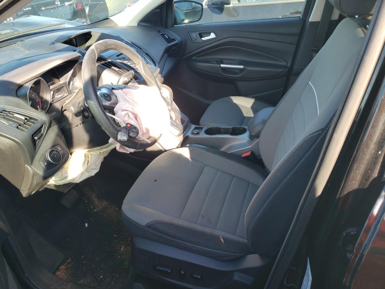 Lot #3301748353 2015 FORD ESCAPE SE