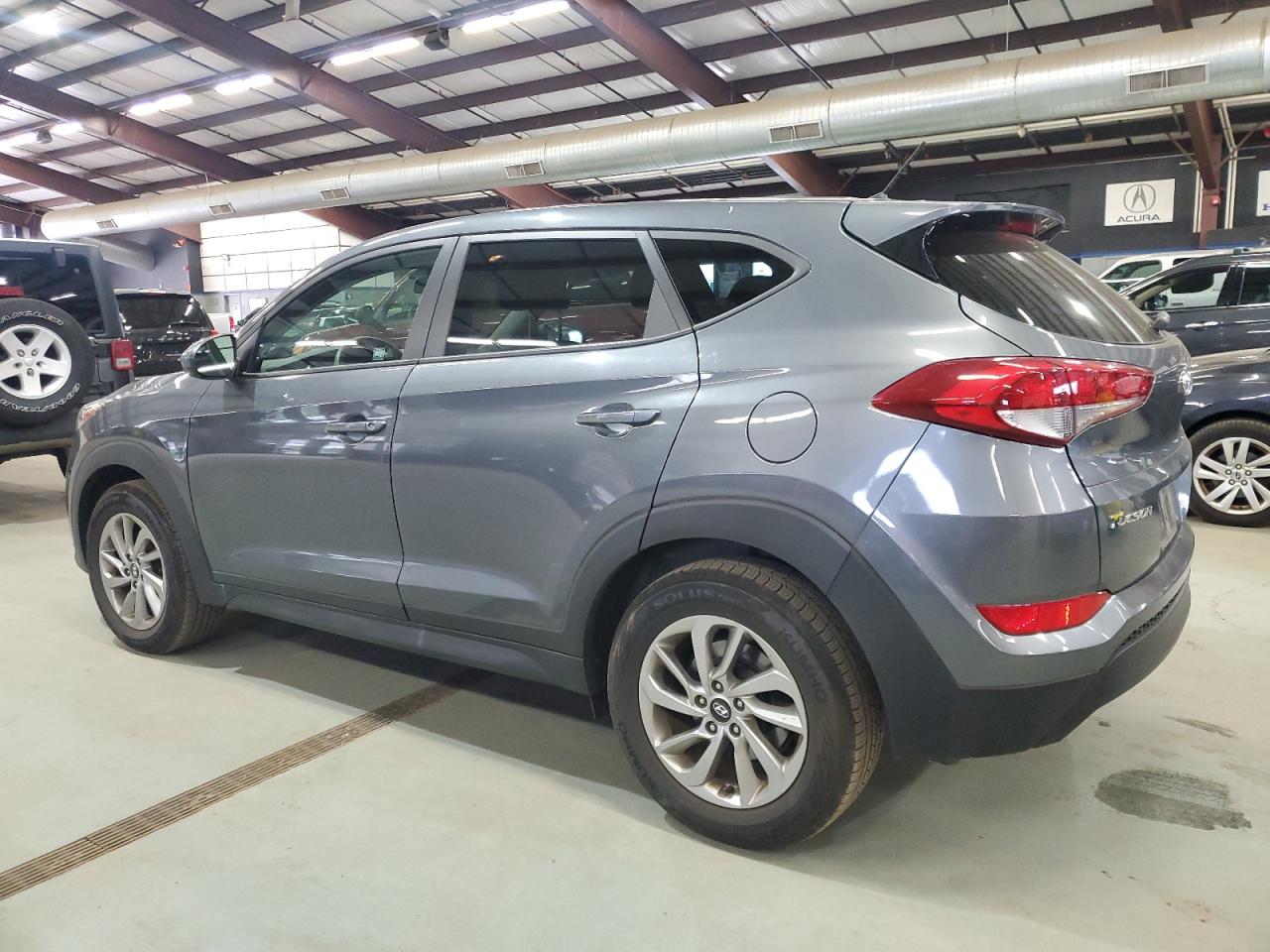 HYUNDAI TUCSON SE