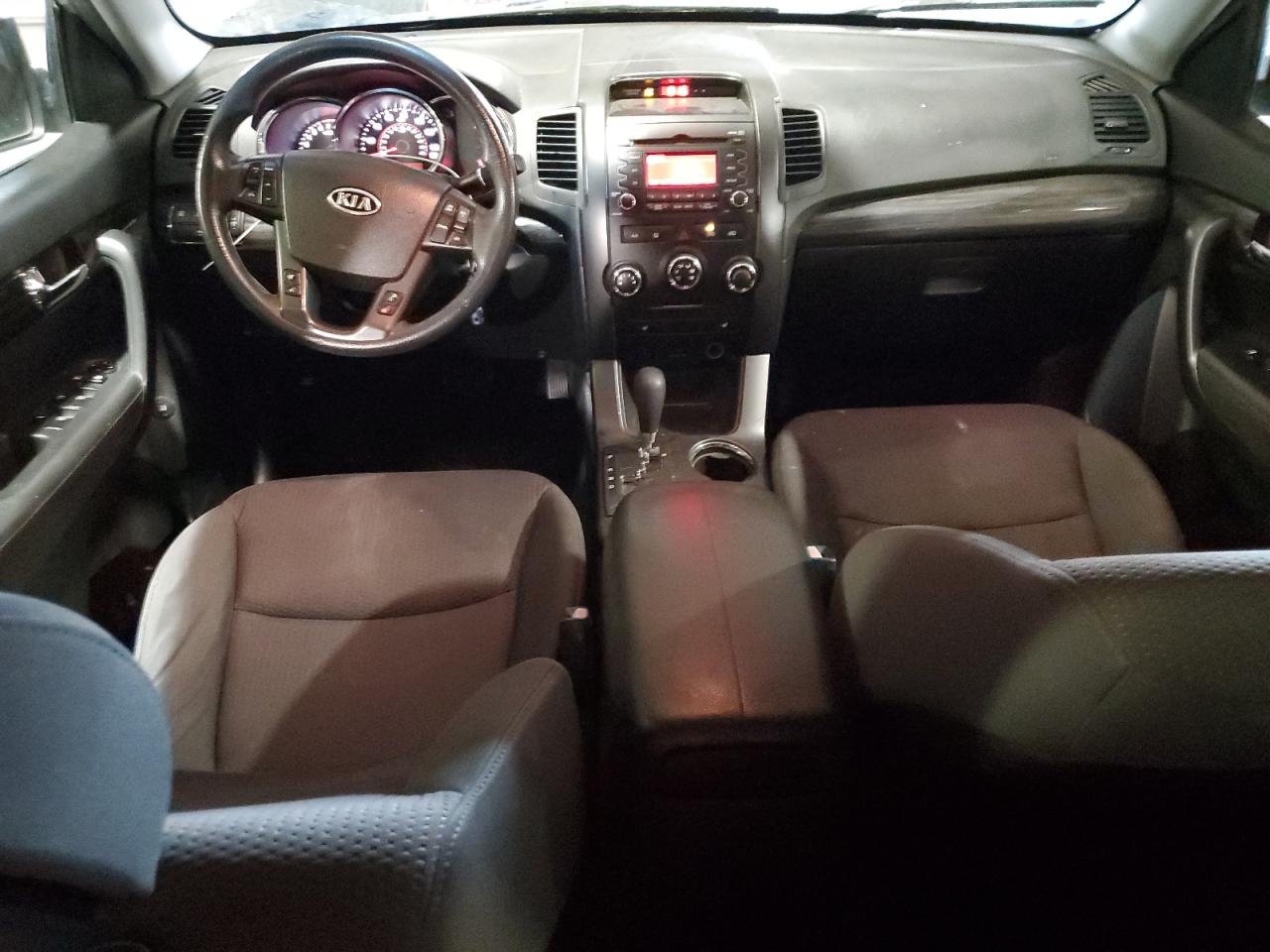 KIA SORENTO BASE