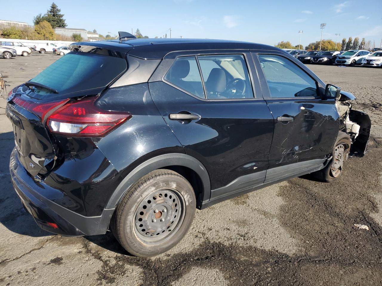 Lot #3318014475 2021 NISSAN KICKS S