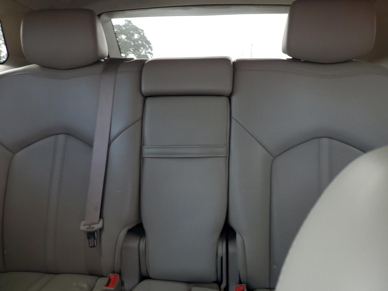 CADILLAC SRX PREMIUM COLLECTION