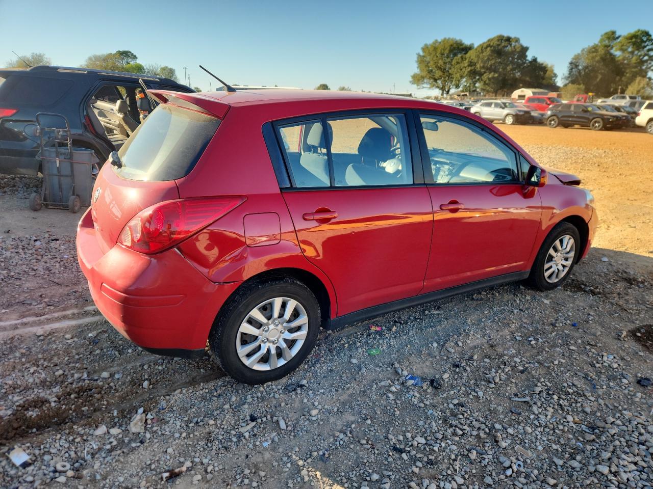 NISSAN VERSA S