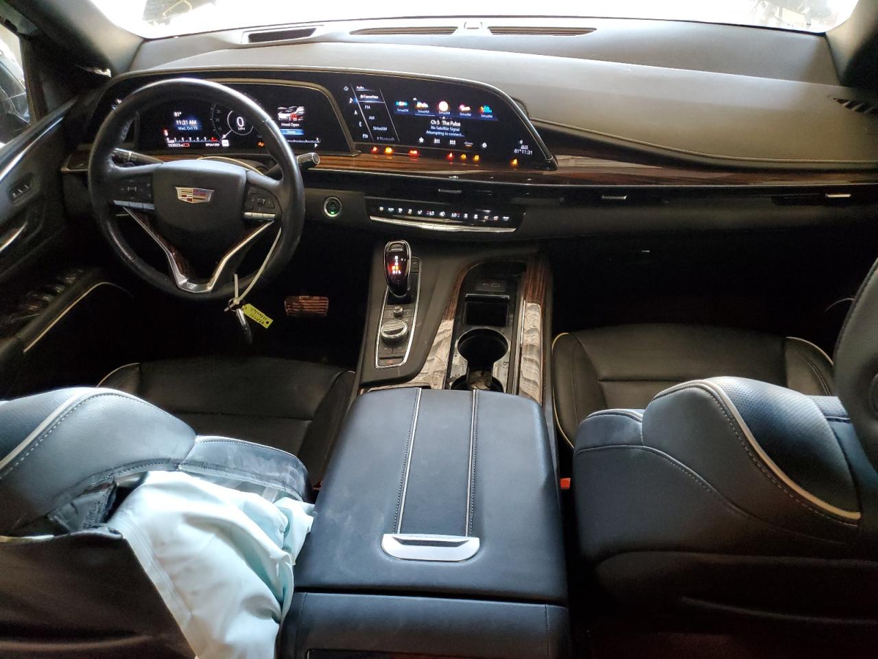 CADILLAC ESCALADE PREMIUM LUXURY