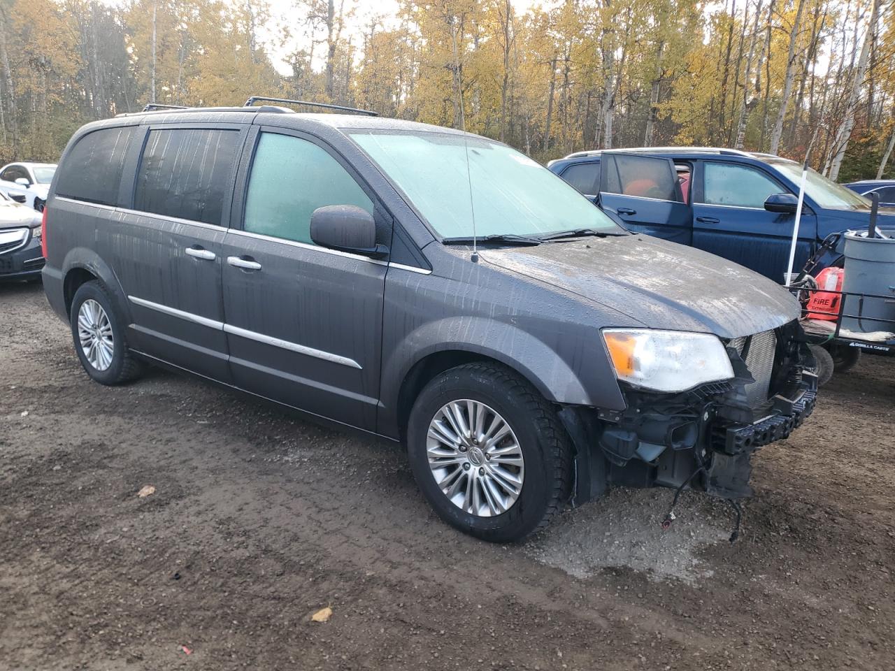 CHRYSLER TOWN & COUNTRY TOURING L