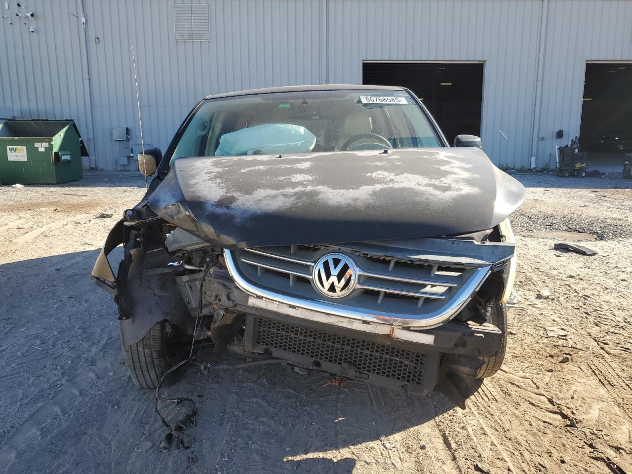 VOLKSWAGEN ROUTAN SE