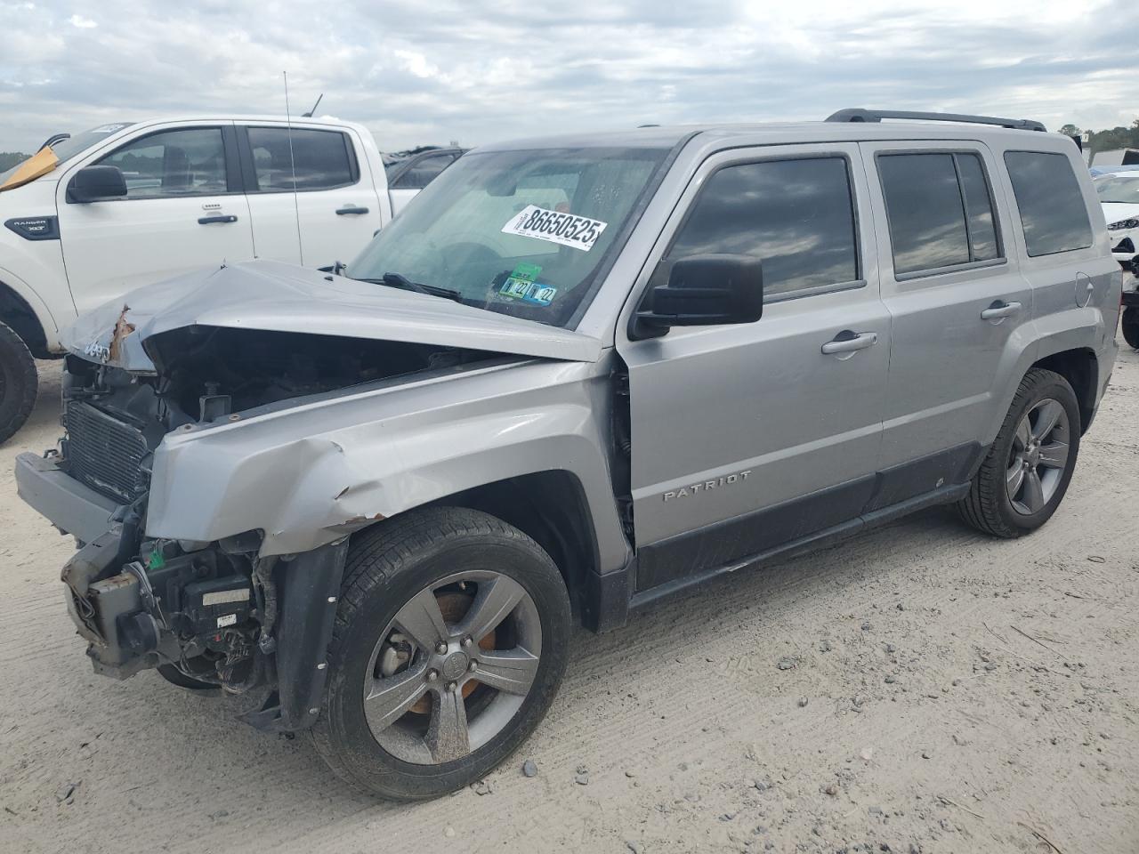 Lot #3318020400 2015 JEEP PATRIOT LA