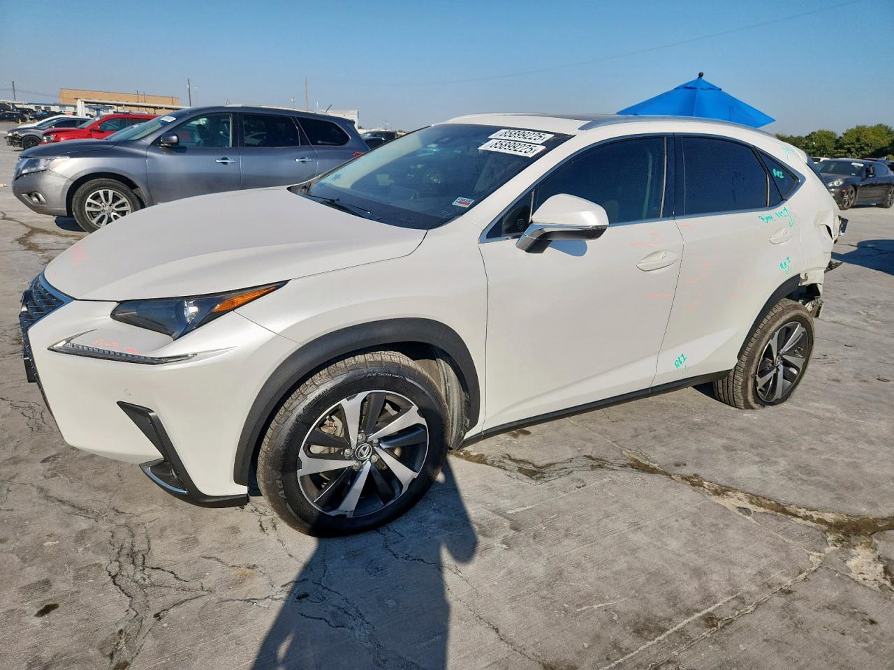 LEXUS NX 300 BASE