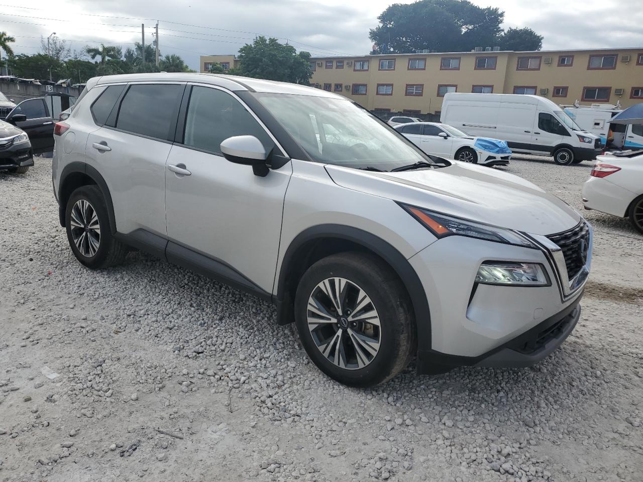 Lot #3302798920 2023 NISSAN ROGUE SV