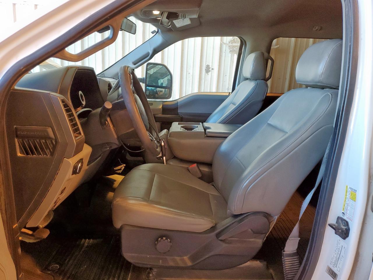 FORD F-350 SUPER DUTY