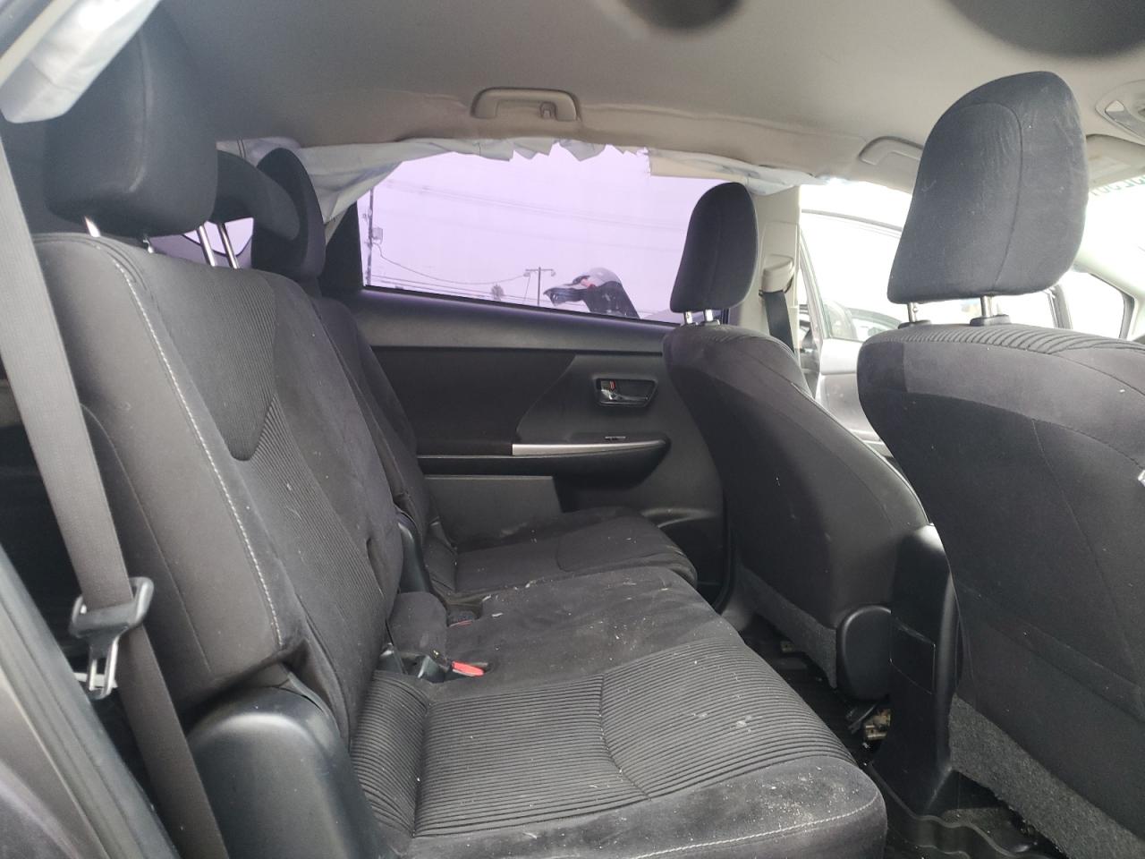 Lot #3317966911 2015 TOYOTA PRIUS V