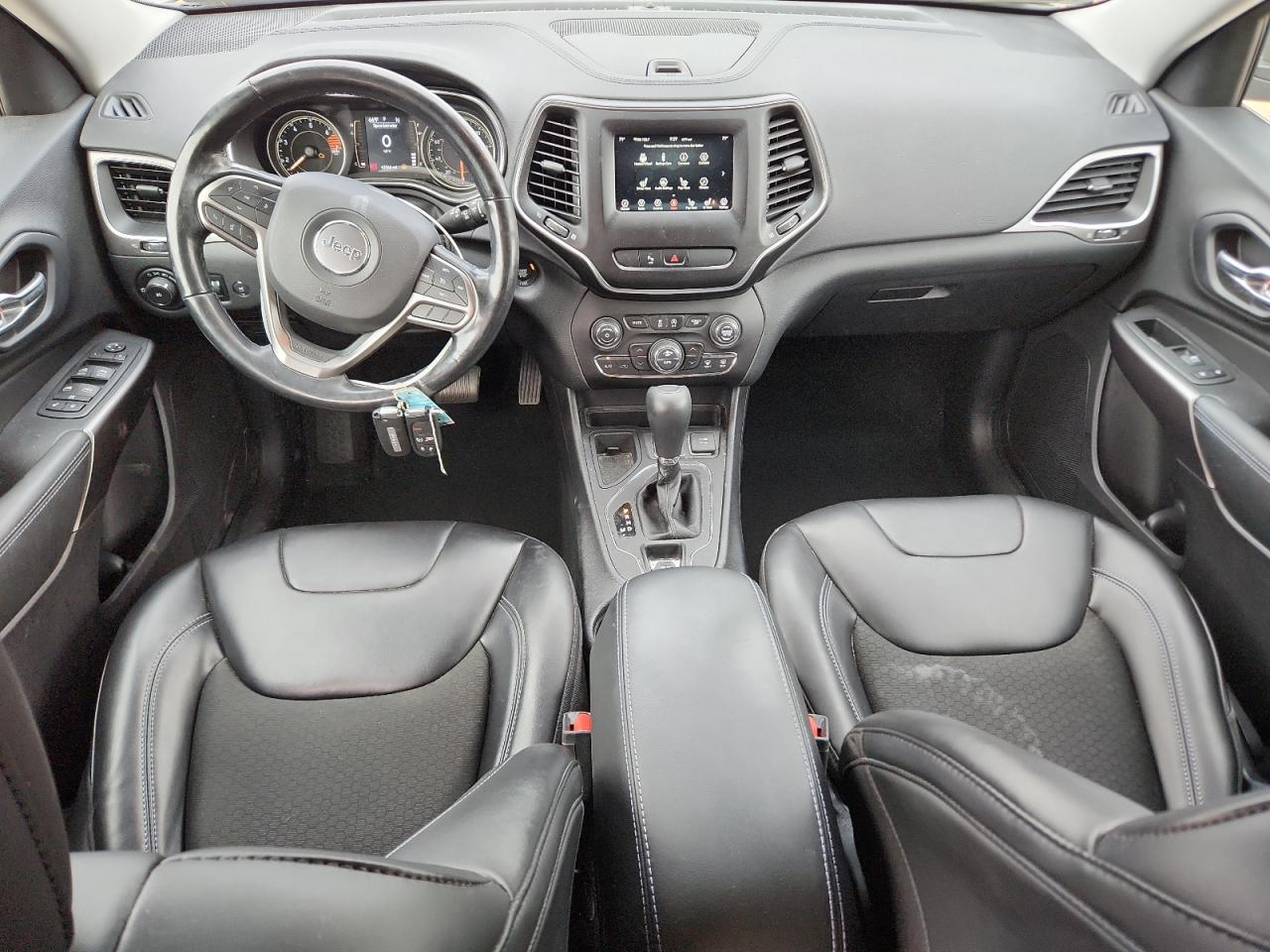 JEEP GRAND CHEROKEE LATITUDE PLUS