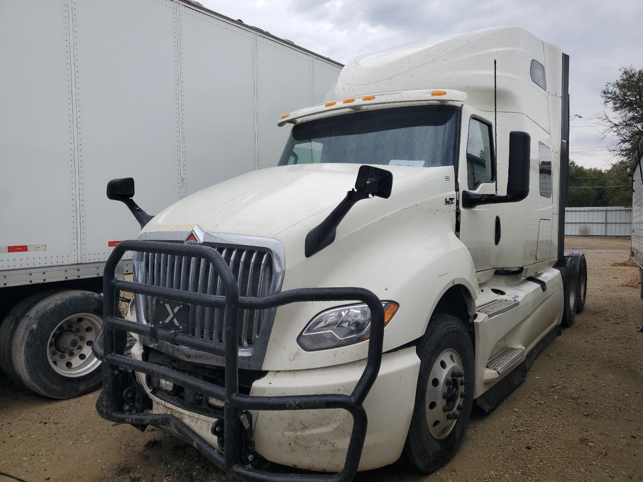 Lot #3290399760 2024 INTERNATIONAL LT625