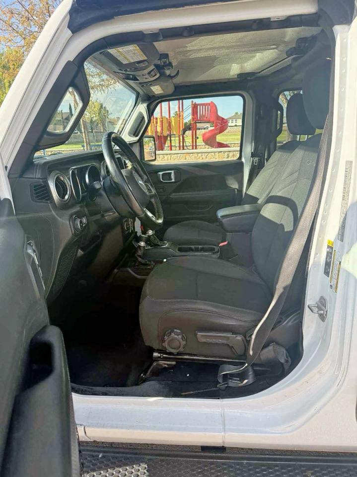 JEEP WRANGLER SAHARA