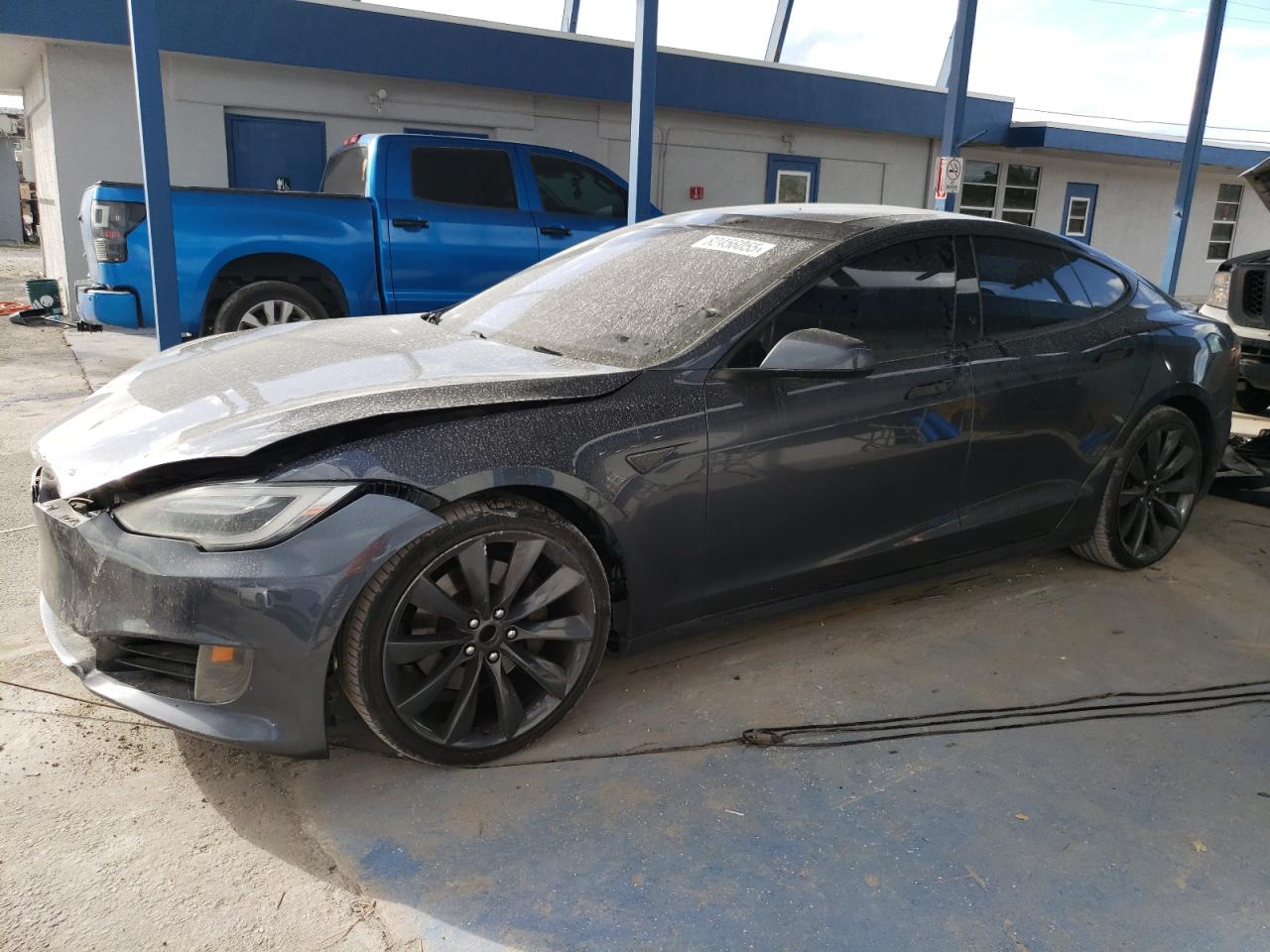 TESLA MODEL S