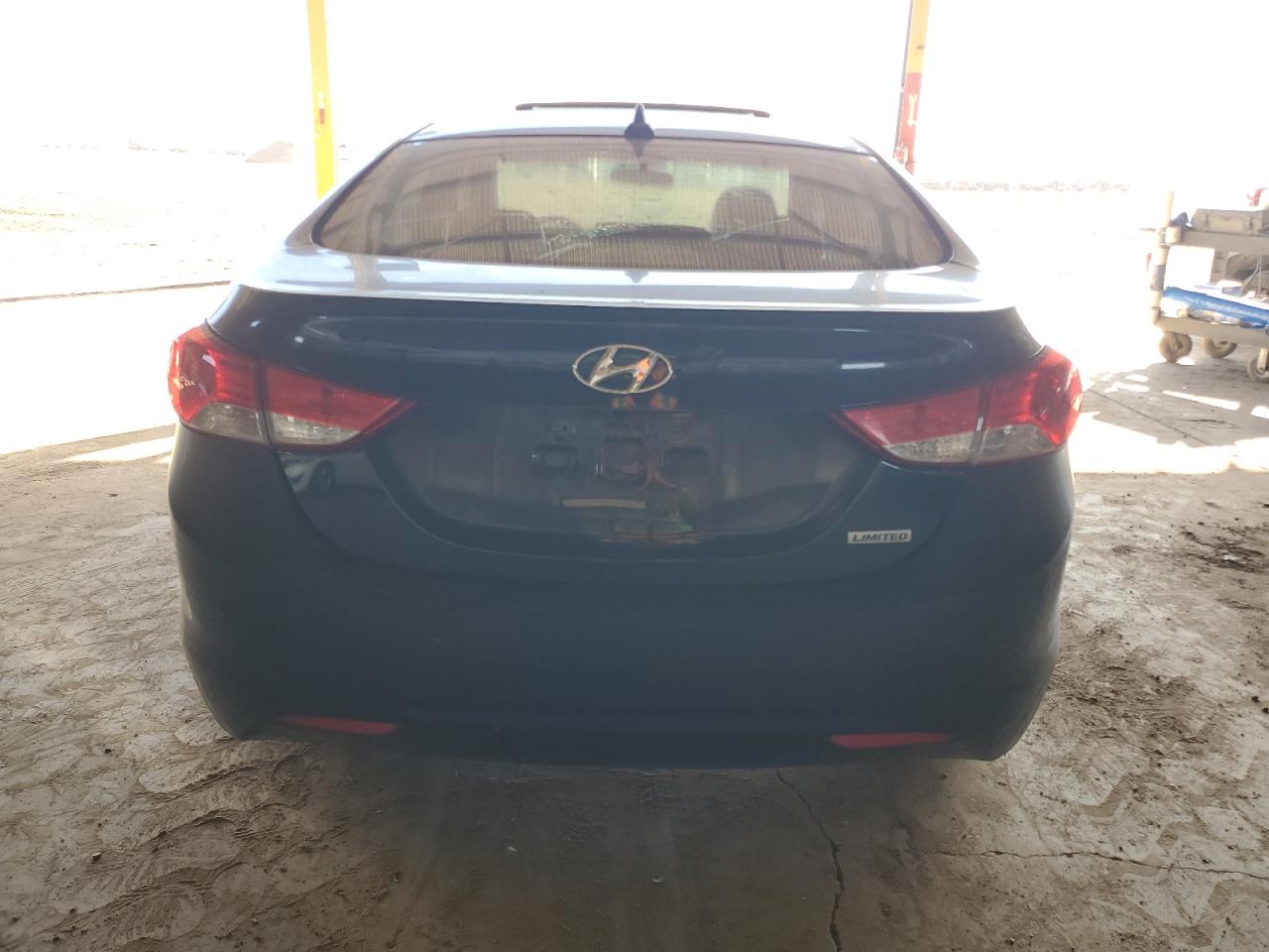HYUNDAI ELANTRA GLS