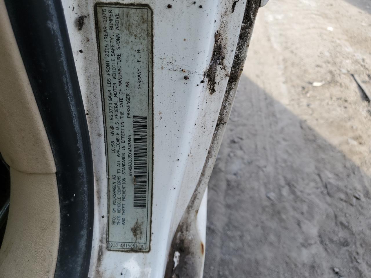 Lot #3261448336 1999 VOLKSWAGEN GOLF GL