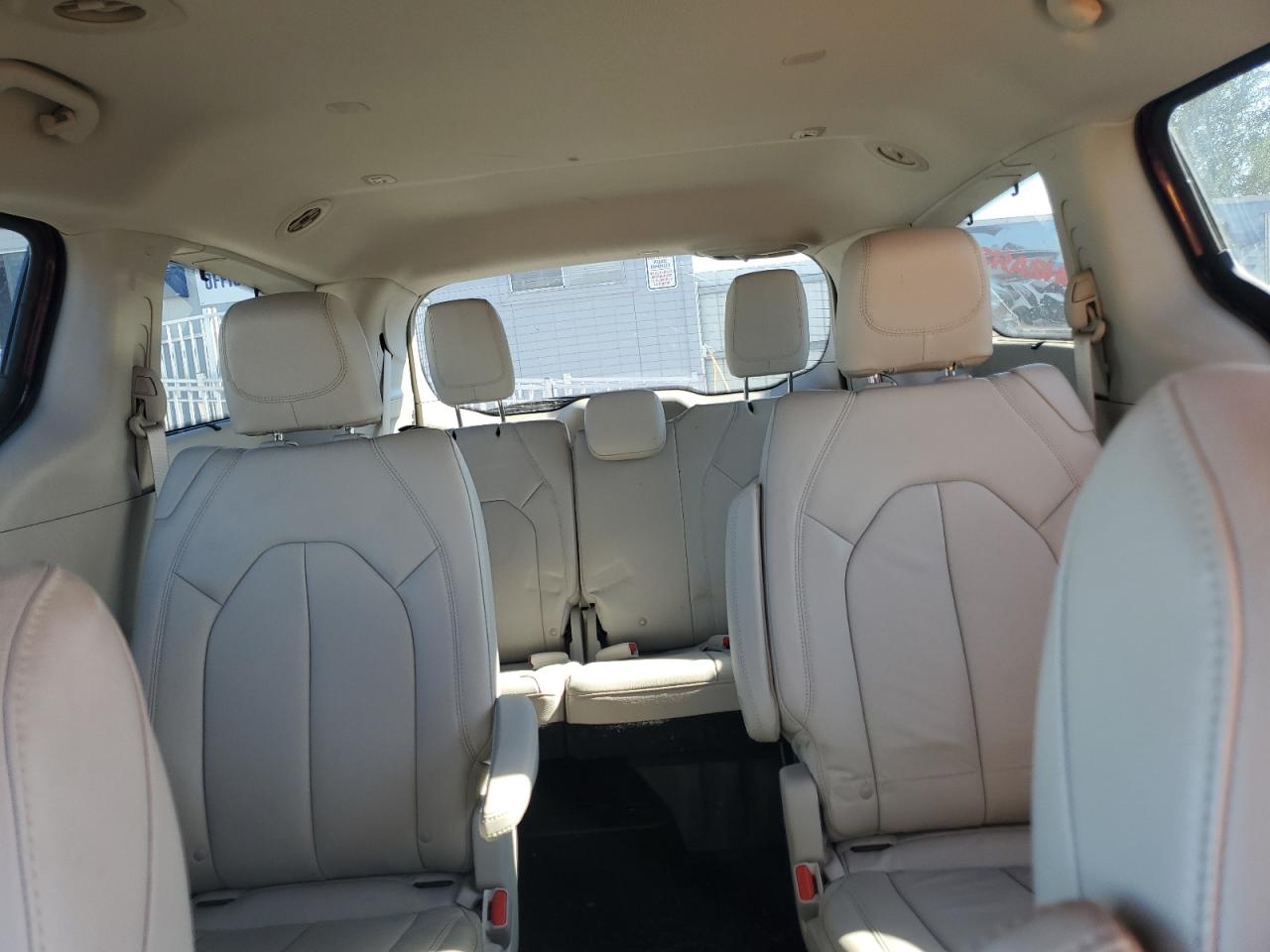 CHRYSLER PACIFICA TOURING L