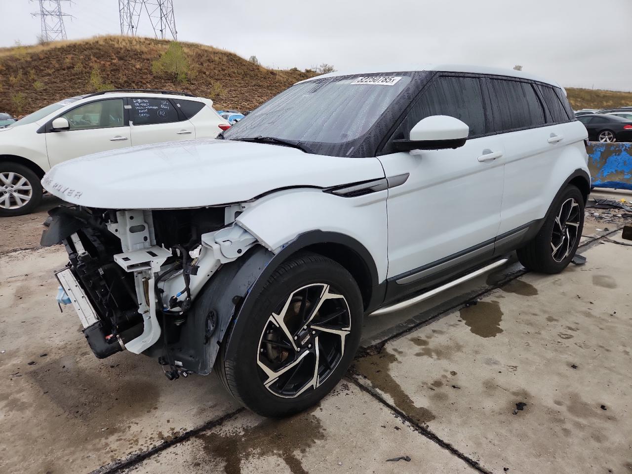 LAND ROVER RANGE ROVER PURE PREMIUM