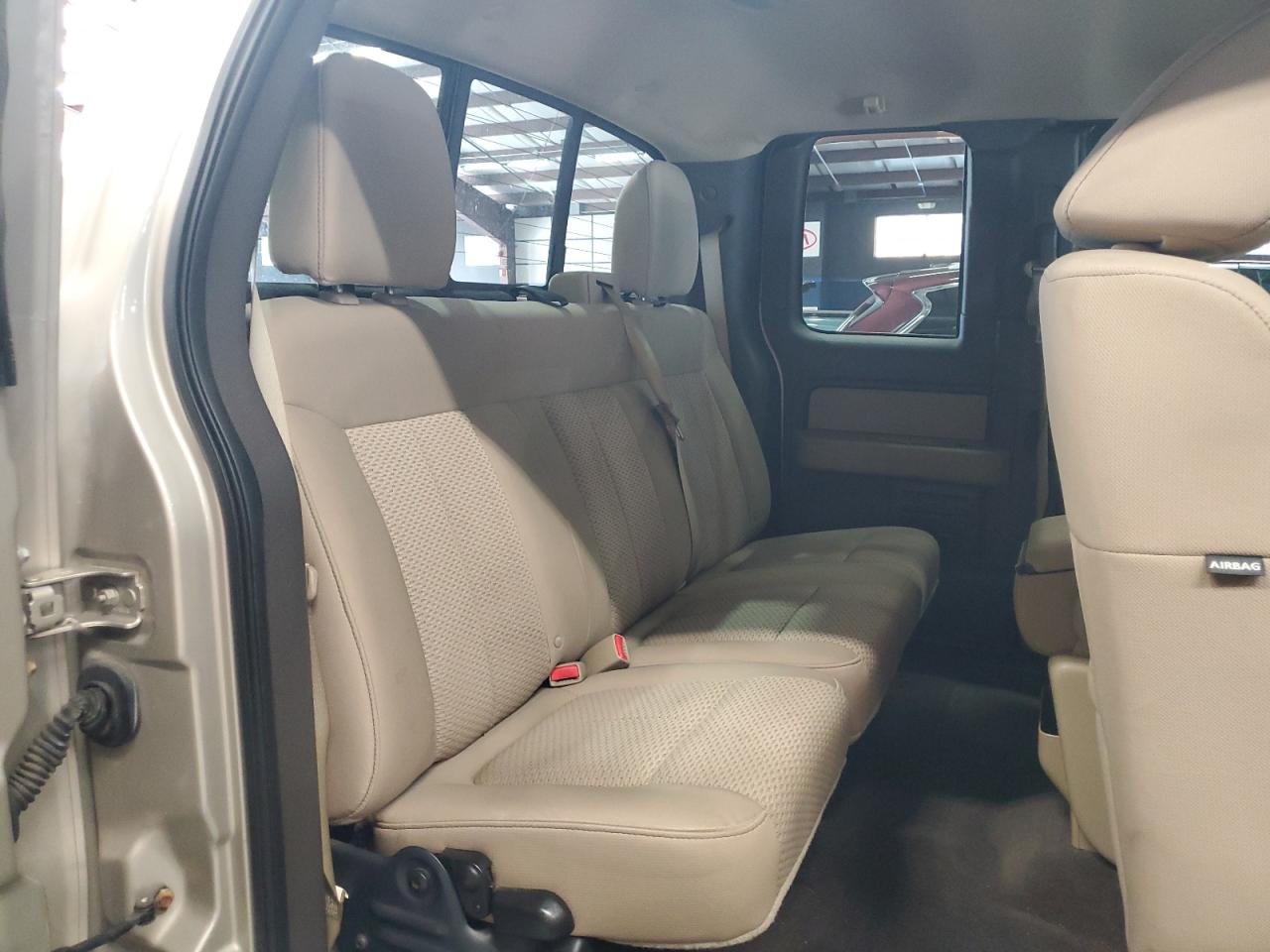 FORD F-150 SUPER CAB