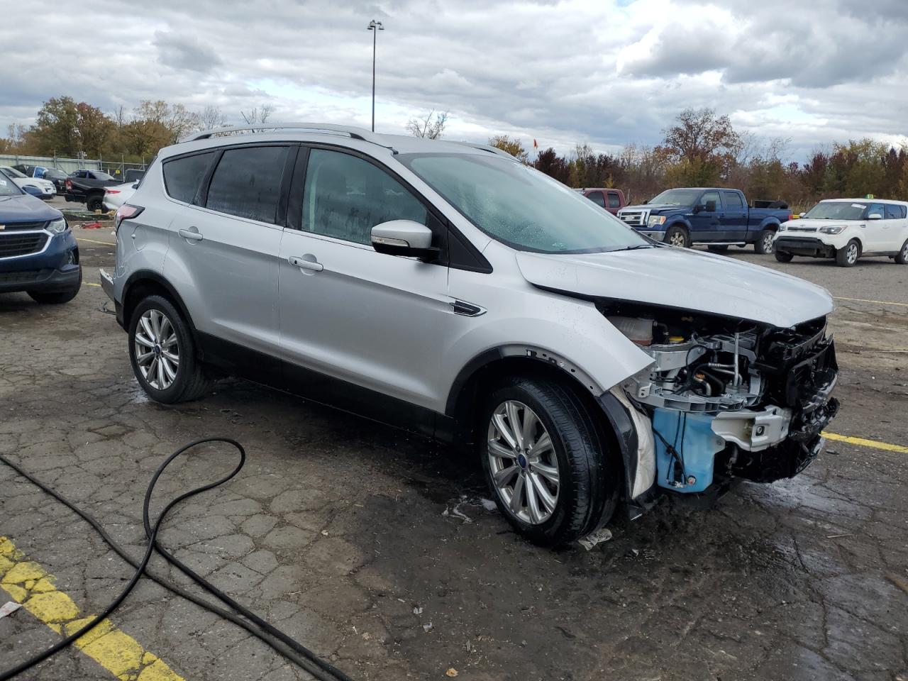 FORD ESCAPE TITANIUM