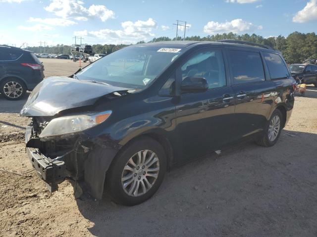 Global Auto Auctions: 2015 TOYOTA SIENNA XLE