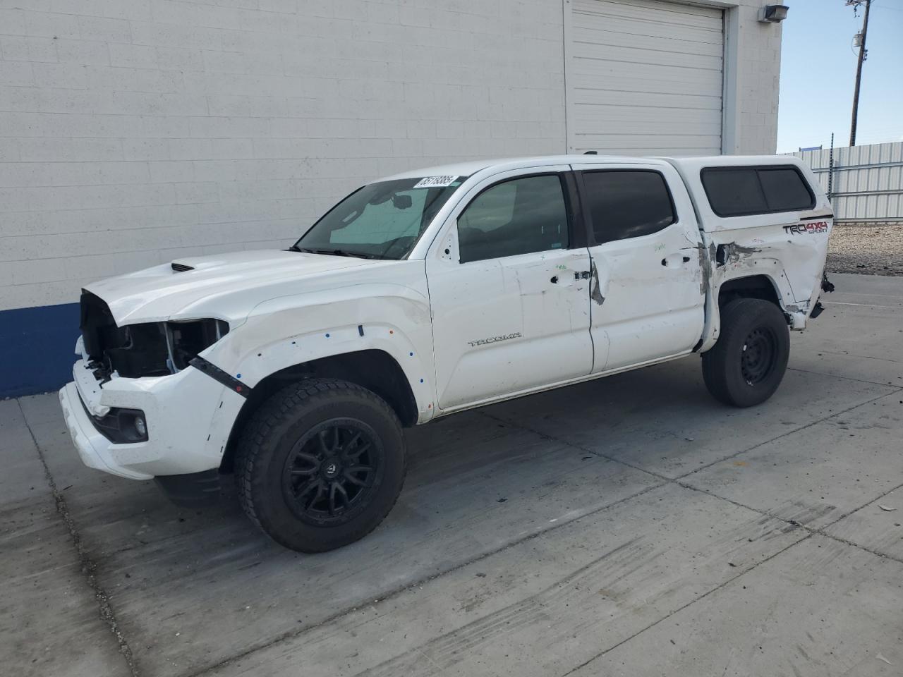 TOYOTA TACOMA DOUBLE CAB