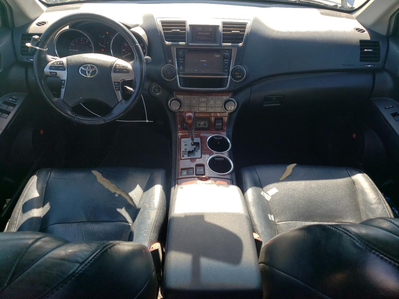 TOYOTA HIGHLANDER LIMITED