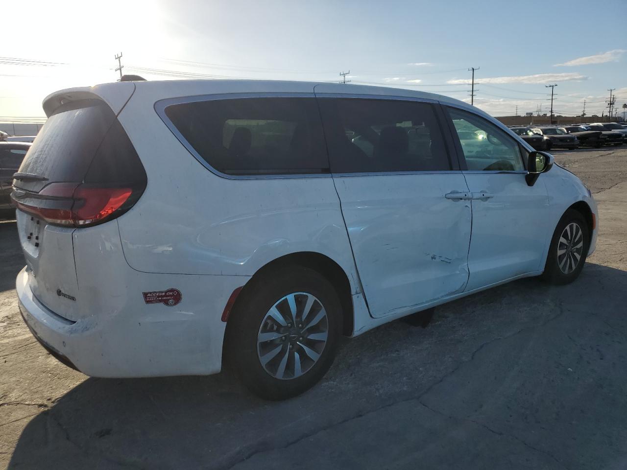 CHRYSLER PACIFICA HYBRID TOURING L