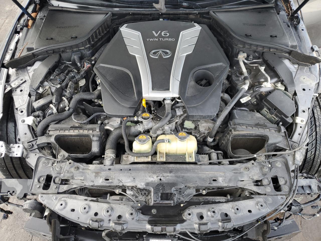 INFINITI Q60 PREMIUM