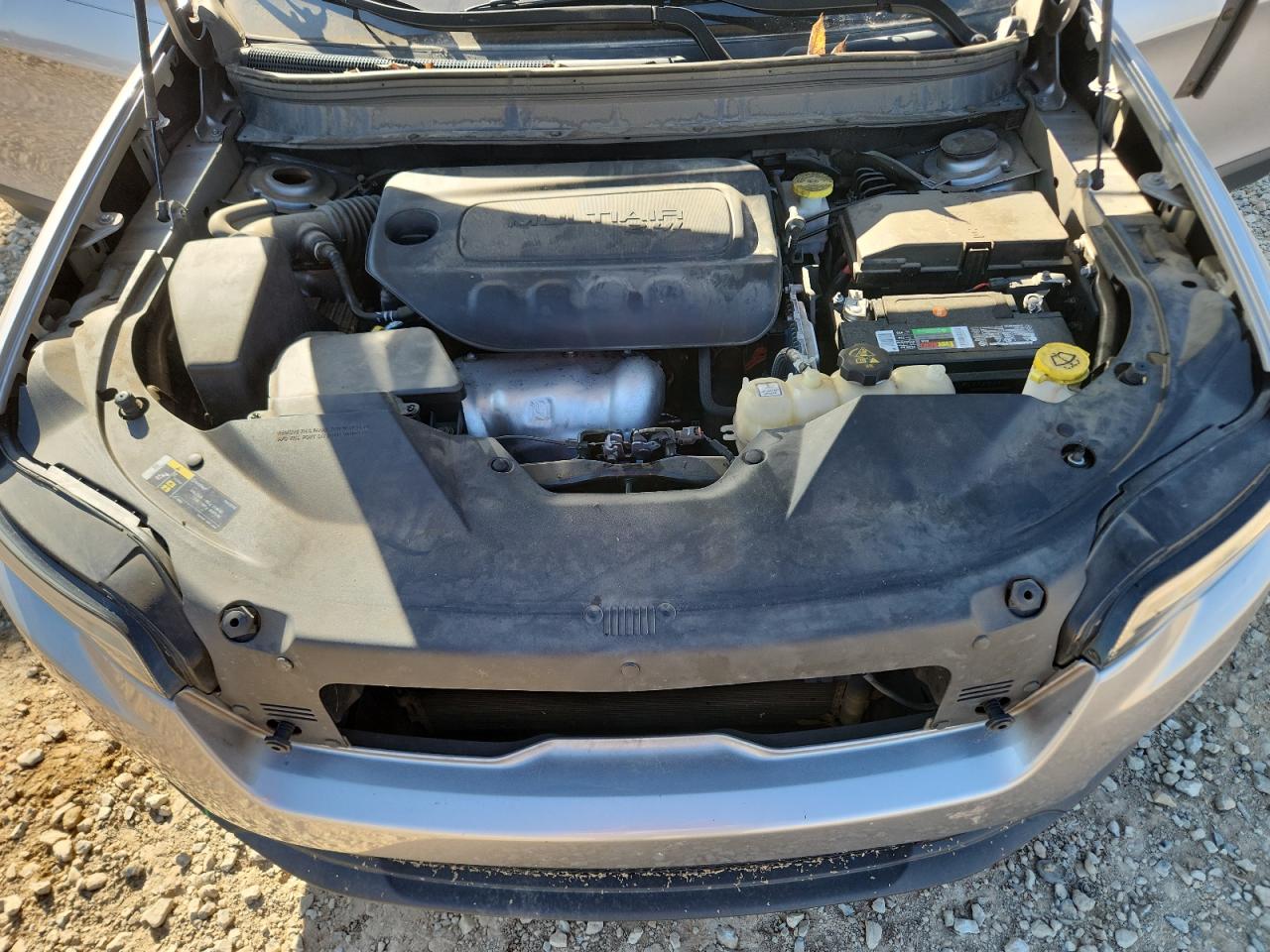 JEEP GRAND CHEROKEE LATITUDE